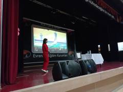 Evrensel Kolej
